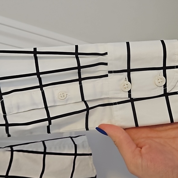 J.Crew button down Size XS Window Pane Pattern - Picture 4 of 7